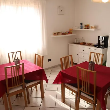 La Casa Del Sole Bed & Breakfast *